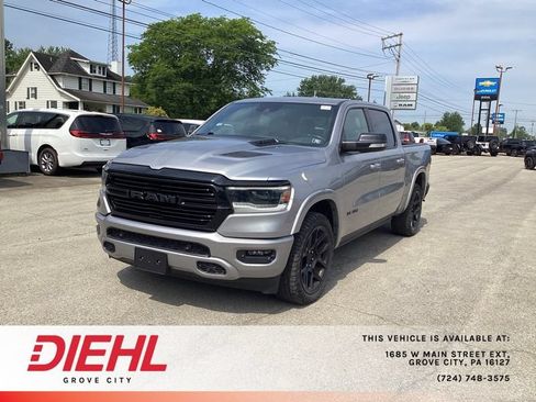 Used 2022 RAM 1500 Laramie AWD/4WD image 3