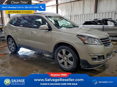 Used 2016 Chevrolet Traverse LT w/ Style and Technology Package image 5