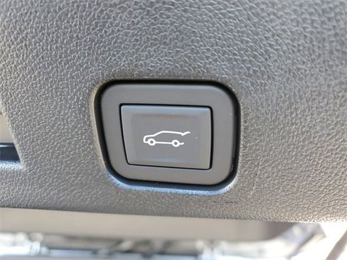 New 2026 GMC Acadia Elevation w/ Elevation Premium Package image 9