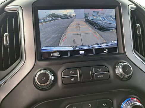 Used 2020 GMC Sierra 1500 SLT image 12