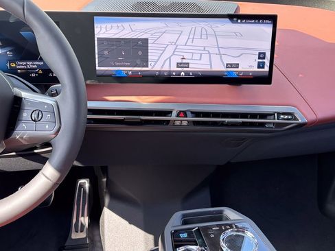 New 2026 BMW iX xDrive45 image 25