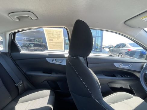 Used 2024 Kia Forte LXS FWD image 13