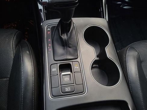Used 2019 Kia Sorento SX image 26
