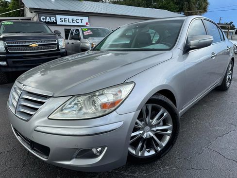 Used 2011 Hyundai Genesis 3.8 w/ Technology Pkg 4 image 1