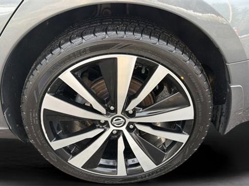 Used 2021 Nissan Altima 2.5 SR image 25