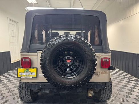 Used 1994 Jeep Wrangler Sahara AWD/4WD image 5