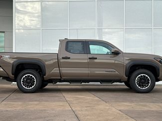 New 2026 Toyota Tacoma TRD Off-Road video 3