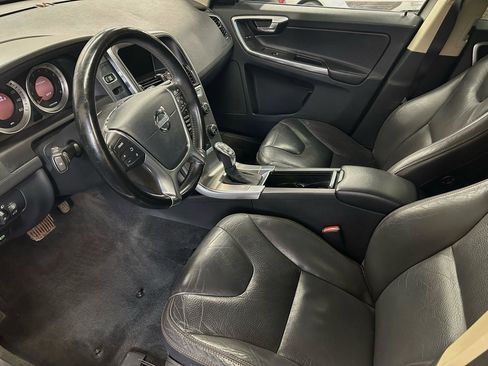 Used 2013 Volvo XC60 T6 AWD/4WD image 12