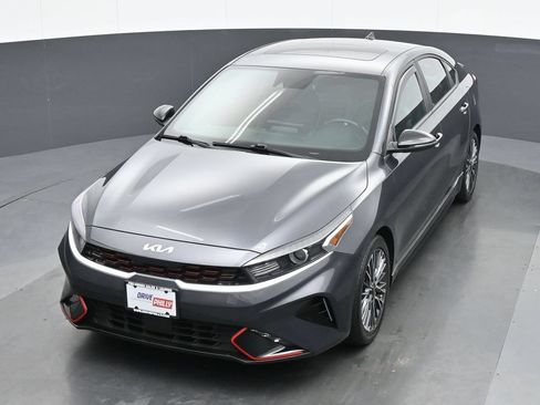 Used 2023 Kia Forte GT-Line w/ GT-Line Premium Package FWD image 17