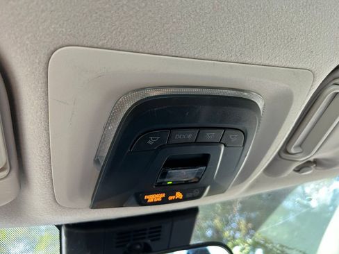 Used 2023 Toyota Corolla LE image 27