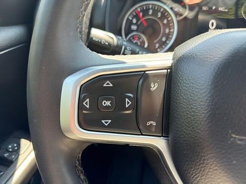Used 2025 RAM 1500 Big Horn AWD/4WD image 35