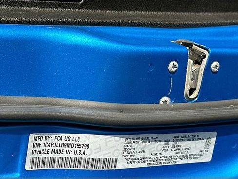 Used 2021 Jeep Cherokee Latitude Plus image 31