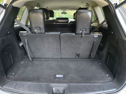 Used 2020 Nissan Pathfinder SL image 14