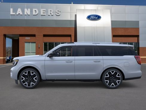 New 2026 Ford Expedition Max Platinum AWD/4WD image 3