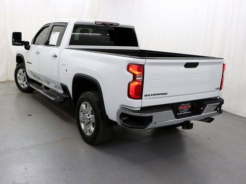 Used 2020 Chevrolet Silverado 2500 LTZ w/ LTZ Plus Package image 10