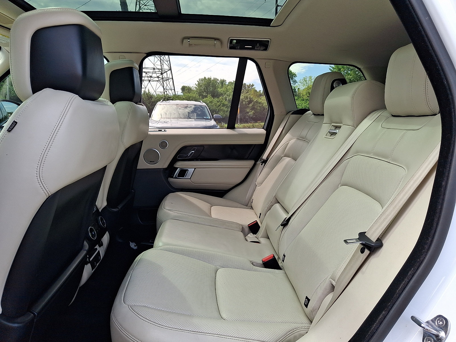 Used 2021 Land Rover Range Rover Westminster Edition AWD/4WD image 10
