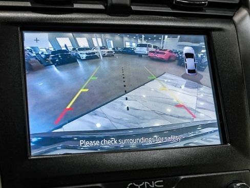 Used 2020 Ford Fusion SE FWD image 24