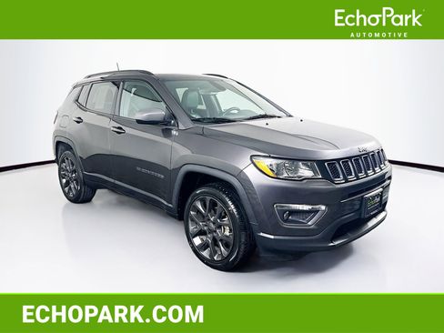 Used 2021 Jeep Compass Latitude w/ Sun and Sound Group AWD/4WD image 1