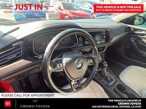 Used 2020 Volkswagen Jetta R-Line w/ R-Line Cold Weather Package FWD image 7