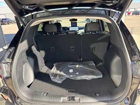 Certified 2023 Ford Escape Platinum image 37