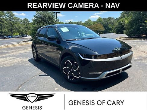 Used 2024 Hyundai Ioniq 5 SE RWD image 1