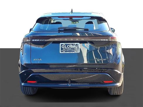 Used 2024 Nissan Ariya FWD image 6