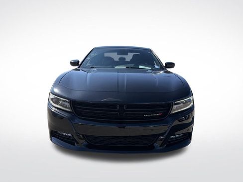 Used 2021 Dodge Charger SXT w/ Blacktop Package image 11