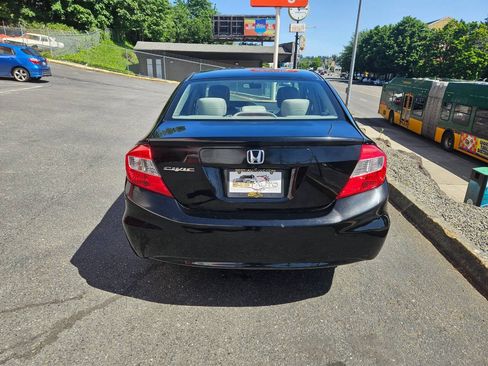 Used 2012 Honda Civic LX image 4