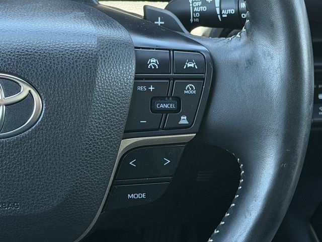 Used 2025 Toyota Crown Signia w/ Advanced Technology Package AWD/4WD image 14