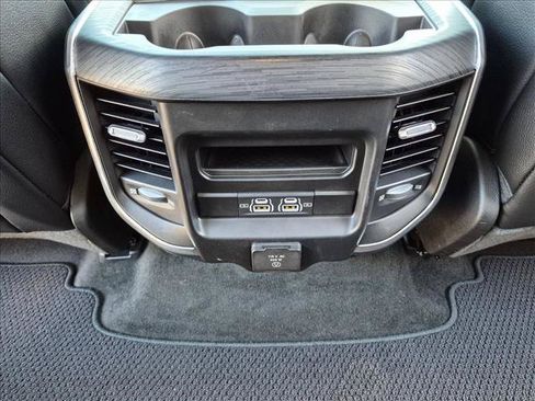 Used 2023 RAM 1500 Laramie AWD/4WD image 18