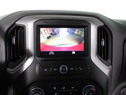 Used 2022 Chevrolet Silverado 1500 Custom image 15