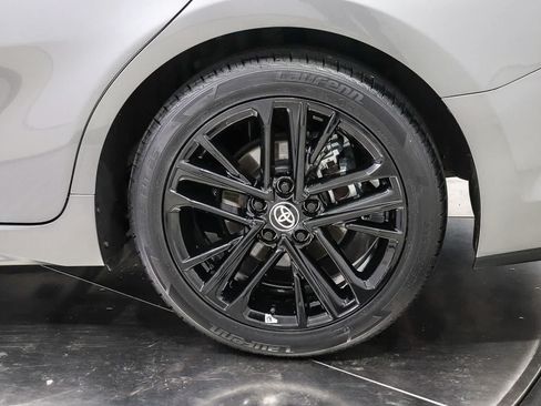 Used 2025 Toyota Camry SE FWD image 10