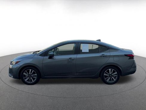 Used 2025 Nissan Versa SV FWD image 9
