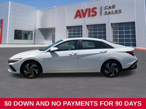 Used 2025 Hyundai Elantra SEL FWD image 10