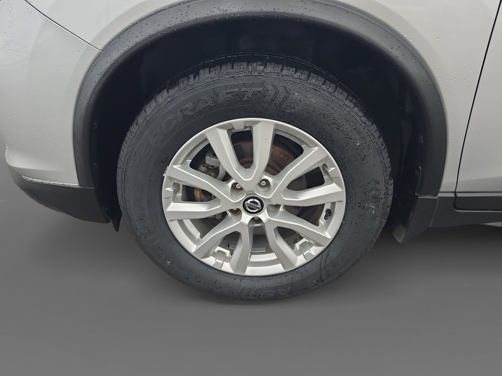 Used 2019 Nissan Rogue S w/ Special Edition Package FWD image 10