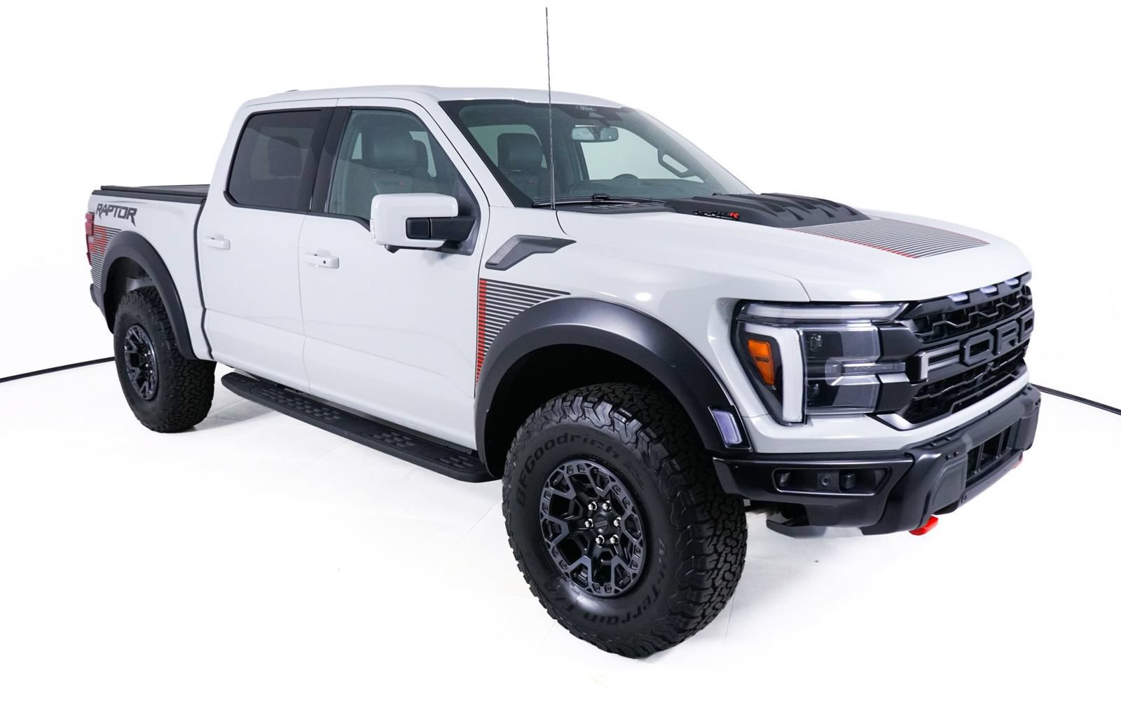 Used 2026 Ford F150 Raptor w/ Equipment Group 803A Raptor R AWD/4WD image 9