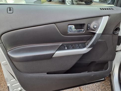 Used 2013 Ford Edge Limited image 13