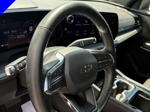 Used 2024 Chevrolet Traverse LT w/ Midnight/Sport Edition FWD image 16