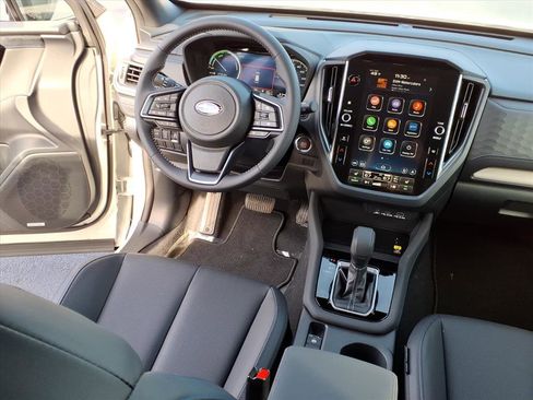 New 2025 Subaru Forester Limited w/ Popular Package image 8