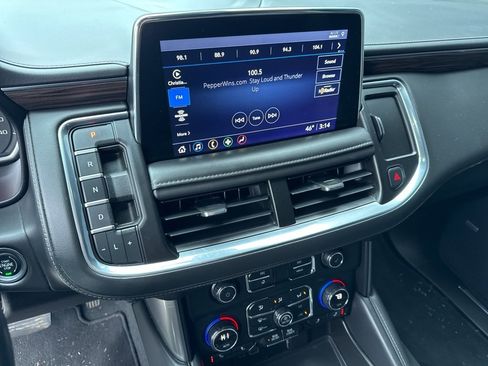 Used 2021 Chevrolet Tahoe Z71 w/ Z71 Off-Road Package image 6