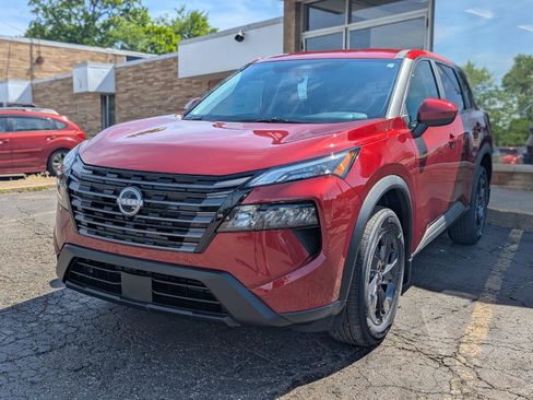 New 2026 Nissan Rogue SV AWD/4WD image 2