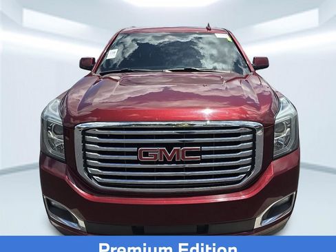 Used 2020 GMC Yukon XL SLT w/ Premium Edition RWD image 6