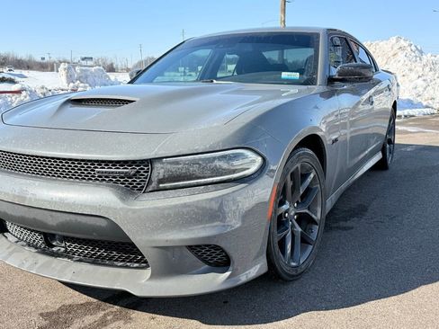 Used 2023 Dodge Charger R/T w/ Blacktop Package image 5