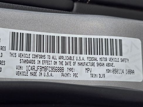 Used 2015 Jeep Grand Cherokee Limited w/ Luxury Group II AWD/4WD image 32