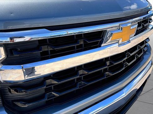 Used 2023 Chevrolet Silverado 1500 LT RWD image 30