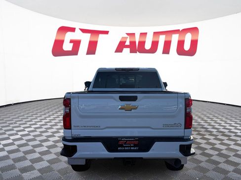 Used 2023 Chevrolet Silverado 3500 High Country w/ Z71 Off-Road Package AWD/4WD image 6