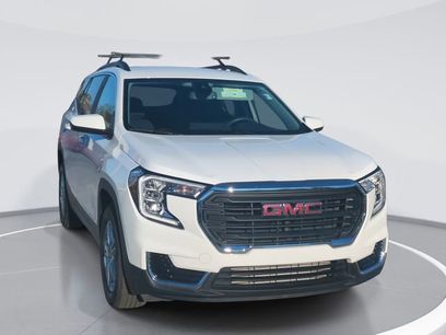 Used 2022 GMC Terrain SLE w/ Driver Convenience Package
