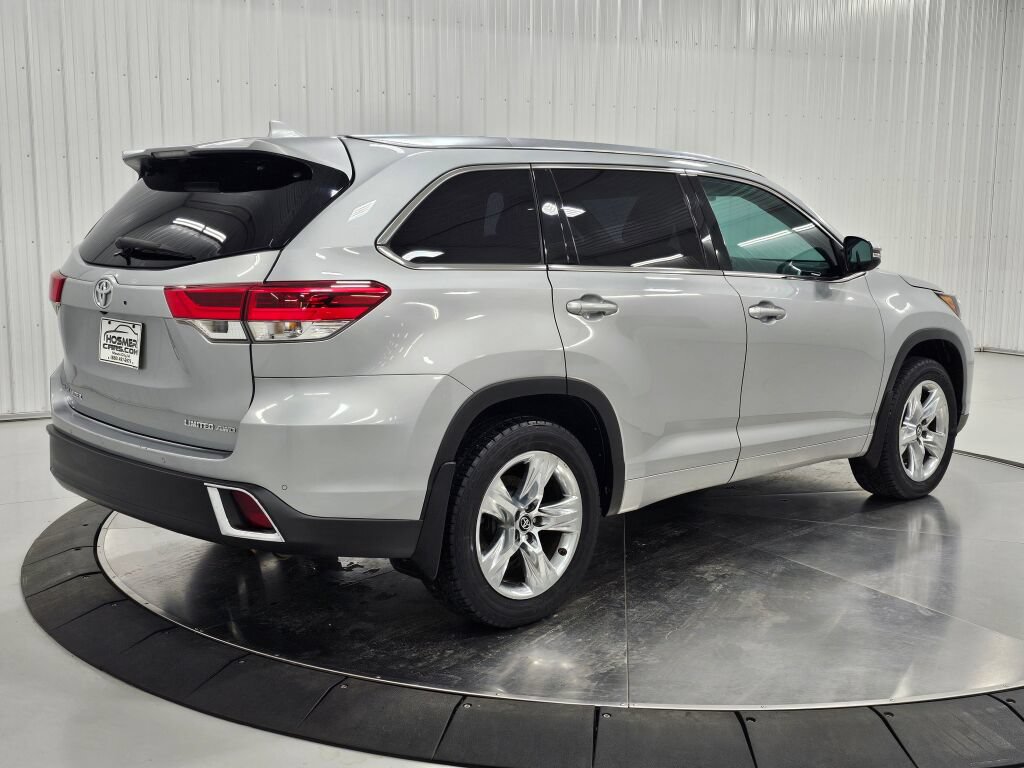 Used 2018 Toyota Highlander Limited AWD/4WD image 5