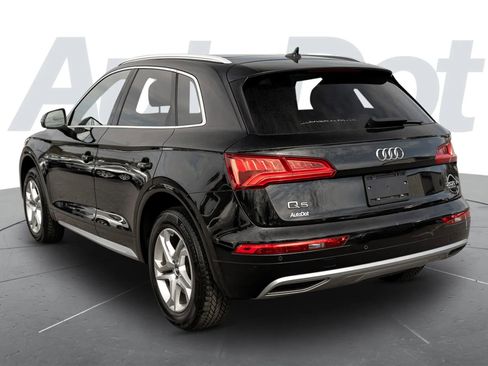 Used 2018 Audi Q5 2.0T Premium Plus w/ Premium Plus Package image 2