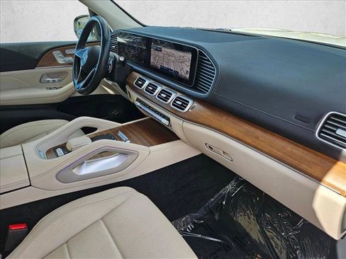 Used 2025 Mercedes-Benz GLS 450 4MATIC image 25